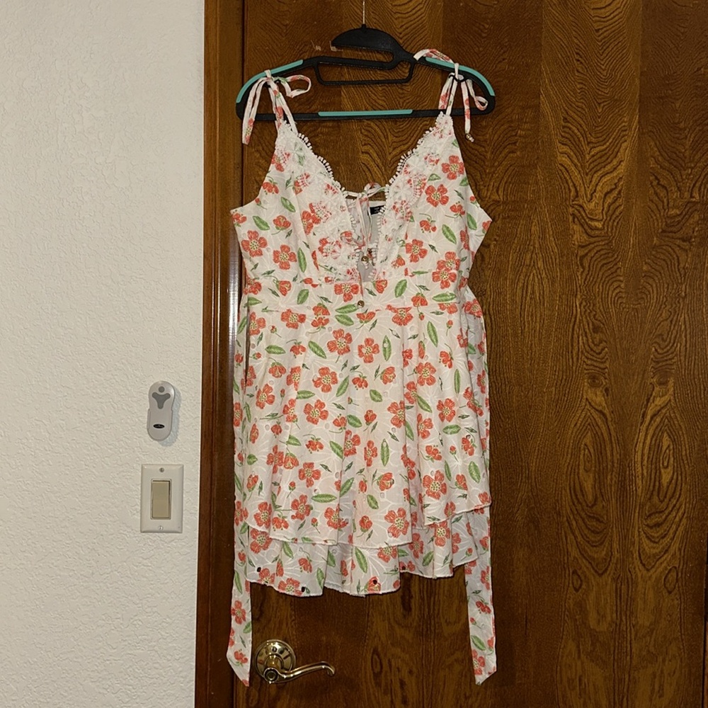 BerryGo Women's Floral Mini Eyelet Romper - Picture 6 of 13